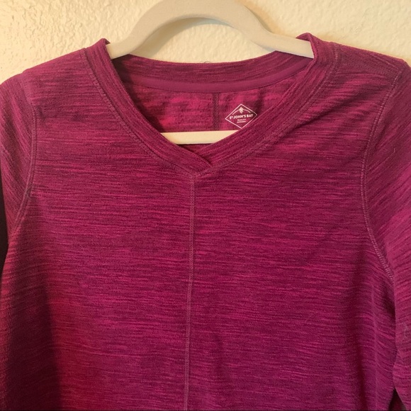 St. John's Bay V-Neck Fleece Top Size PM - Picture 3 of 4